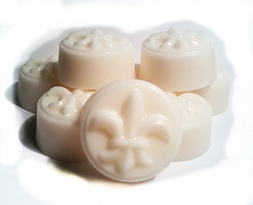 8 Pc Guest Soaps Fleur de Lis Medallions Jasmine Scent with Gift Bag