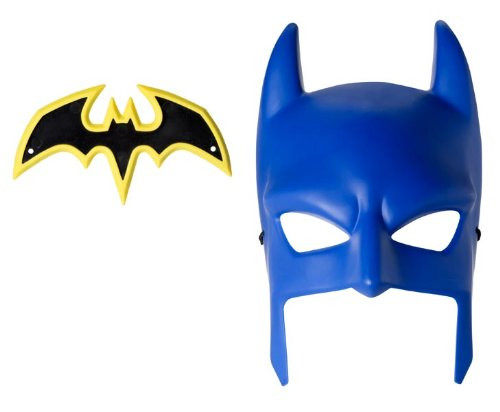 Batman Cowl and Batarang Role Playset