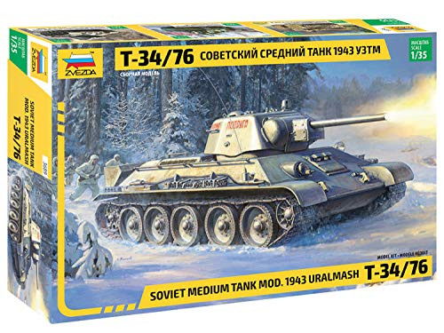 Zvezda 3689 - Soviet Medium Tank mod. 1943 URALMASH T-34 76 - Plastic Model Kit Scale 1 35 Lenght 19.4 cm   7.5inch  303 Parts