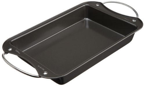 Wilton Verona 13 x 9 Inch Non Stick Oblong Cake Pan Wilton Verona 13 x 9 Inch Non Stick Oblong Cake Pan