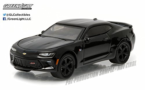Greenlight 1:64 Scale Black Bandit Series 15 2016 Chevrolet Camaro SS
