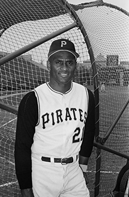 Historical Prints Express Roberto Clemente_ 15 inch x 10 inch _ B and W Photo Art Print Historical Prints Express Roberto Clemente_ 15 inch x 10 inch _ B and W Photo Art Print