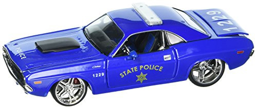 Maisto 1 24 W B Allstars 1970 Dodge Challenger R T Coupe State Police