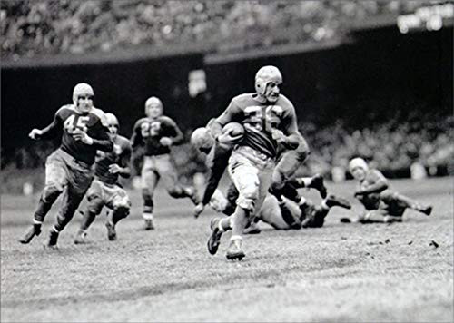 Avanti Press Running for Daylight   Football America Collection Masculine Birthday Card for Him   Man   Men