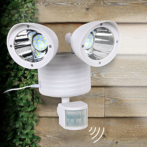 22 SMD LED Outdoor Security Floodlight with Light Sensor and Solar Charger  Motion Activated -1 Pack  White-