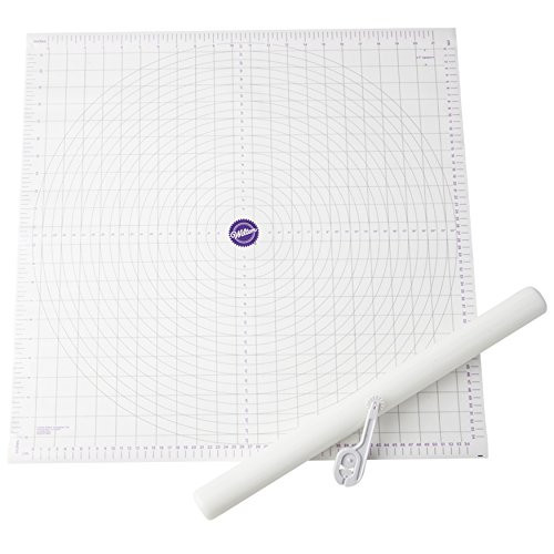 Wilton Cutter and Mat Fondant Tool Set