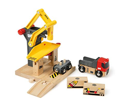 BRIO 33280 Freight Goods Station | Toy Train Accessories for Kids Age 3 and Up