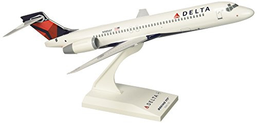 Daron Skymarks Delta 717 New Livery Model Kit (1/130 Scale)
