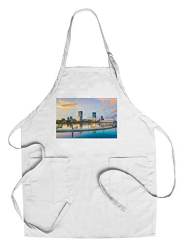 Wisconsin - Milwaukee Skyline at Sunset Reflected in the Lake 9028118  Cotton Polyester Chef s Apron
