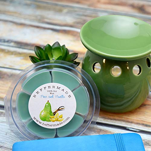 Pear and Vanilla Wax Melt  6 soy wax petals  2 oz