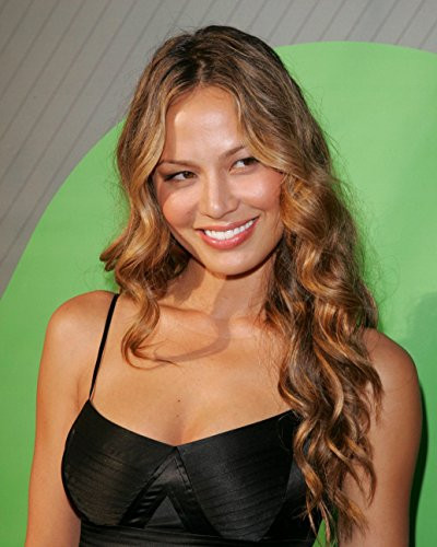 Moon Bloodgood - Terminator Salvation 8 x 10 * 8x10 GLOSSY Photo Picture IMAGE  4