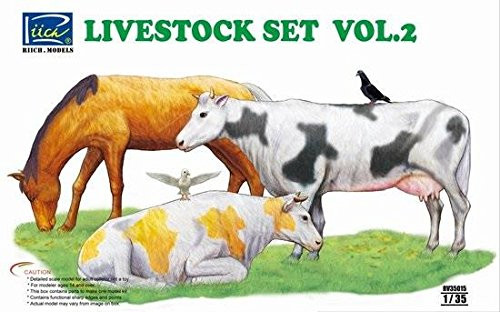 Riich Models Livestock Set #2 Model Kit (1/35 Scale)