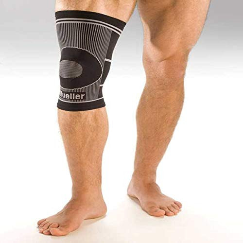 Mueller 4-Way Stretch Small Medium Knee Support Brace