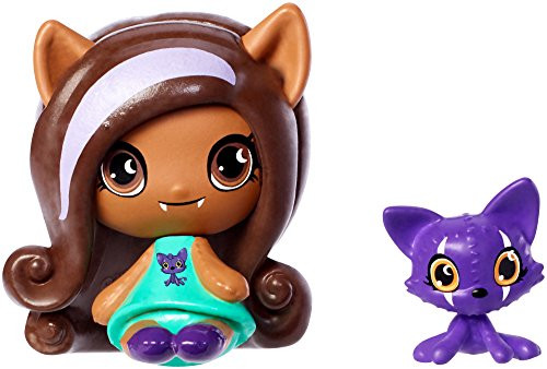 Monster High Minis Clawdeen Wolf Doll & Crescent Pet