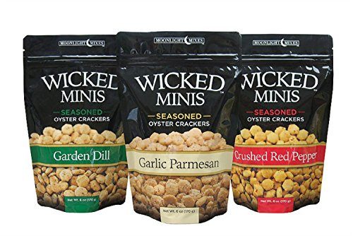 Wicked Mix Sampler Pack Premium Seaoned Flavor Garlic Parmesan Garden Dill Crushed Red Pepper Soup and Oyster Crackers 6 Ounce Bag  Garlic Parmesan Ga