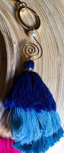 Pom pom bag charm Tassel bag charm Neon pink tassel bag charm Bag accessories Boho accessories Handbag charm Pom pom purse charm Soft yarn tassel Neutral Tassel Keychain