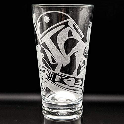 THE MANDALORIAN Engraved Star Wars Inspired Pint Glass   Personalized!