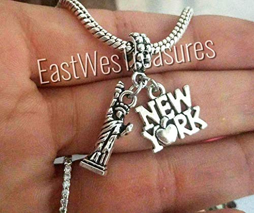 New York City Landmark Gift Bracelet Necklace Keychain with Statue of Liberty Charm Travel Charm New York City Landmark Gift Bracelet Necklace Keychain with Statue of Liberty Charm Travel Charm