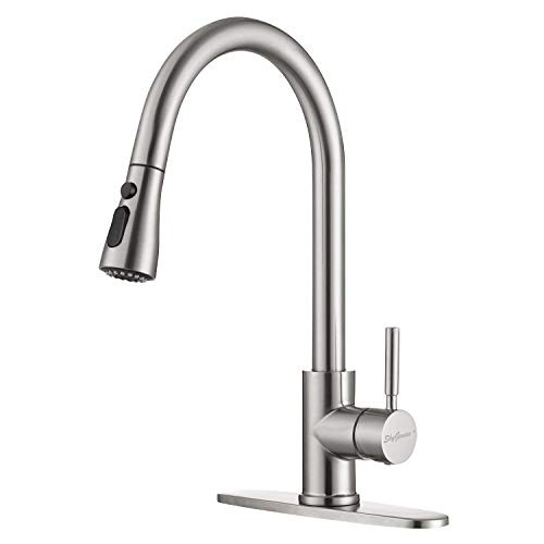 Kitchen Faucet  Single Handle Stainless Steel Kitchen Sink Faucet with Pull Down Sprayer  Pull Out Kitchen Faucets  Faucets for Kitchen Sinks