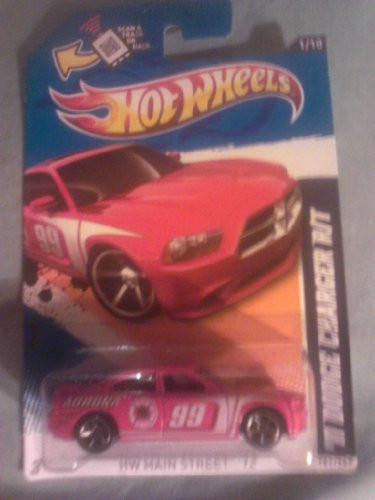 Hot Wheels 2012  11 Dodge Charger R T HW Main Street  12  161 247. 1 64 Scale.