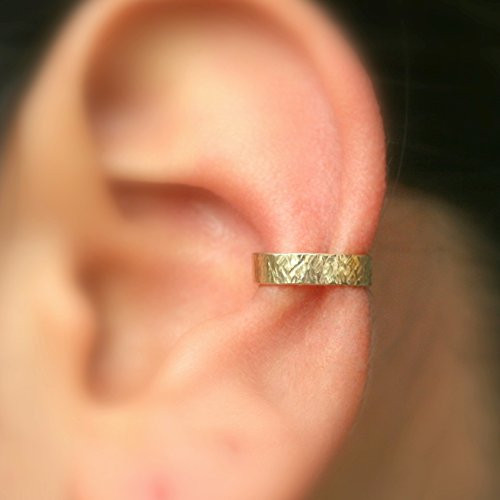 Ear Cuff - Fake Piercing - Non Pierced Conch Cuff - 14K Yellow Gold Filled 3.5mm Wide