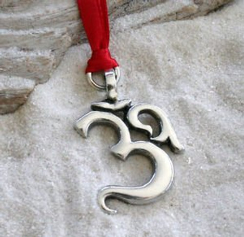 Pewter Ohm Om Yoga Buddhist Namaste Holiday Christmas Ornament Pewter Ohm Om Yoga Buddhist Namaste Holiday Christmas Ornament
