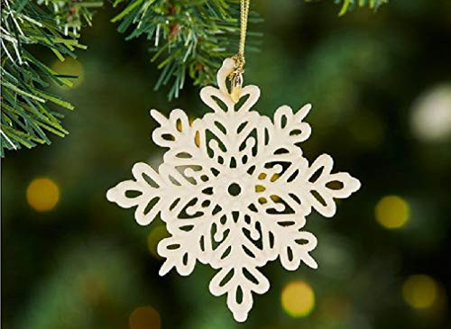 Lenox 2019 Snow Fantasies Snowflake Ornament 24 k gold New in box Height  4.25 inch