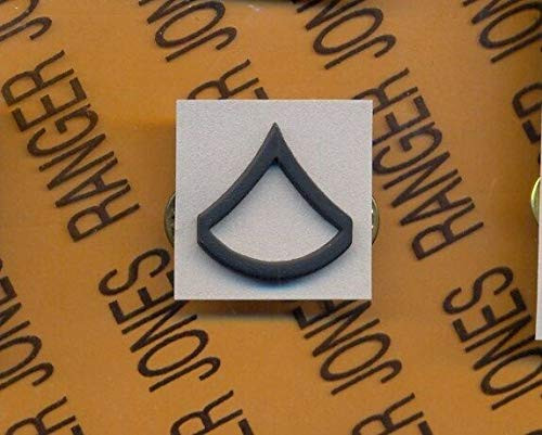 US Army Enlisted PFC Private First Class E-3 Rank Badge Single c b