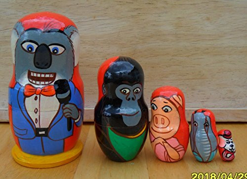 Sing Russian nesting Doll Set of 5 piece. Hand-painted in Russia.