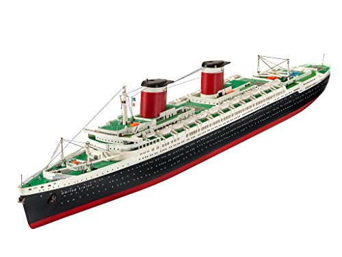 Revell of Germany Uss United States Hobby Model Kit