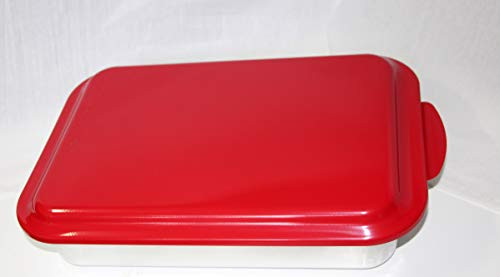 Nordic Ware 9x13 metal cake pan natural aluminum commercial bakeware with a baked enamel colored lid -red- Nordic Ware 9x13 metal cake pan natural aluminum commercial bakeware with a baked enamel colored lid -red-
