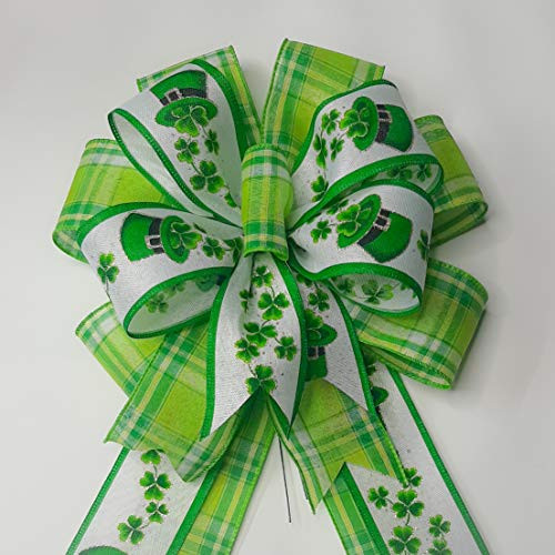 St. Patricks Day Bow with Shamrocks Leprechaun Hats Green Plaid