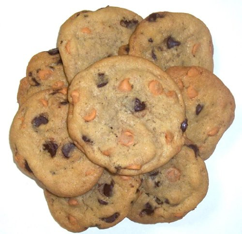 Scotts Cakes Chocolate Chip Cookies with Butterscotch Chips in a 1 Pound Plastic Deli Container