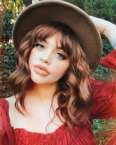 Short Wavy Bob Wig with Bangs Colored Brown Mixed Blonde Short Curly Women Girls Charming Synthetic Wig Natural Looking Full Head Hair Replacement Wig for Daily Wear or Costume Wig