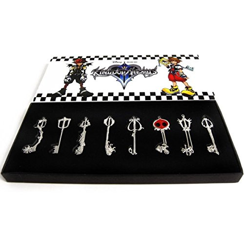 Kingdom Hearts II Keyblade Pendant Necklace Set 2 Sora