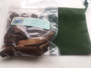 Ravenz Roost Jezebel Root ~ 1 oz Dried herb ~ with 2 Empty Green Mojo Bags herb with Special info on Label