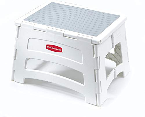 Rubbermaid RM-PL1W Folding 1-Step Plastic Stool 300-pound Capacity White