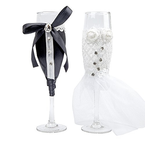 Wedding Champagne Glasses Champagne Flutes Set of 2 Toasting Flutes Engraved Wedding Toast Glass Flutes Bride and Groom Gift