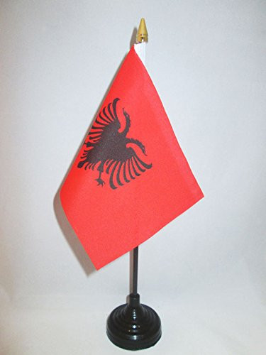 AZ FLAG Albania Table Flag 4'' x 6'' - Albanian Desk Flag 15 x 10 cm - Golden Spear top