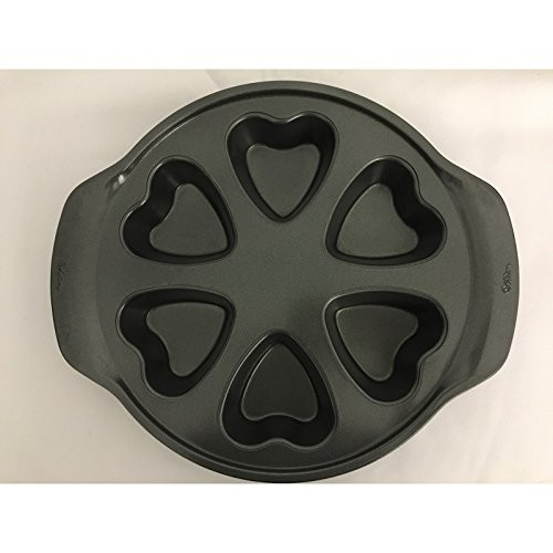 Wilton Heart Baking Pan Wilton Heart Baking Pan