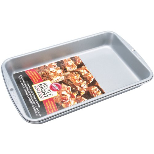 Wilton  2105-960 11x7 Brownie Pan