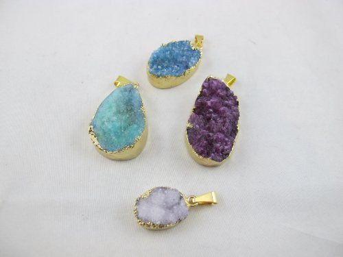 Agate Pendant Natural Druzy Agate with Gold Bezel One Hooks Set of 3 Mixed Shape Mixed Color Agate Pendant Natural Druzy Agate with Gold Bezel One Hooks Set of 3 Mixed Shape Mixed Color