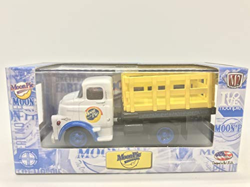 M2 Machines by M2 Collectible MoonPie 1957 Dodge 700 COE MN01 13-06 White/Yellow Details Like NO Other 1 of 5000 M2 Machines by M2 Collectible MoonPie 1957 Dodge 700 COE MN01 13-06 White/Yellow Details Like NO Other 1 of 5000
