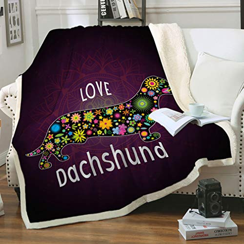 Famitile Kids Sherpa Fleece Throw Blanket, Cute Cartoon Dachshund Plush Throw Blanket Super Soft Bed Sofa Chair Throw for Kids and Adults (Dachshund 2, 47 inch x 60 inch)