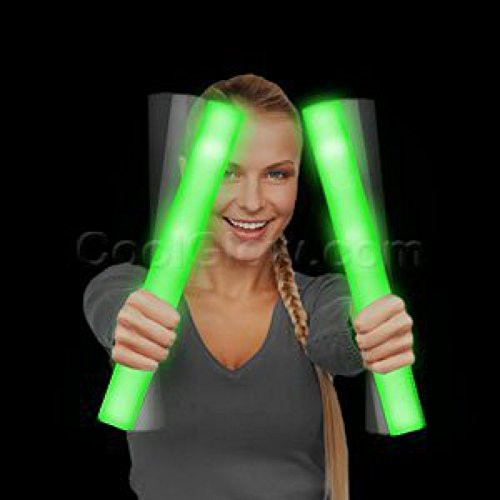 Fun Central G29 LED Light Up Foam Stick Baton Supreme - Green