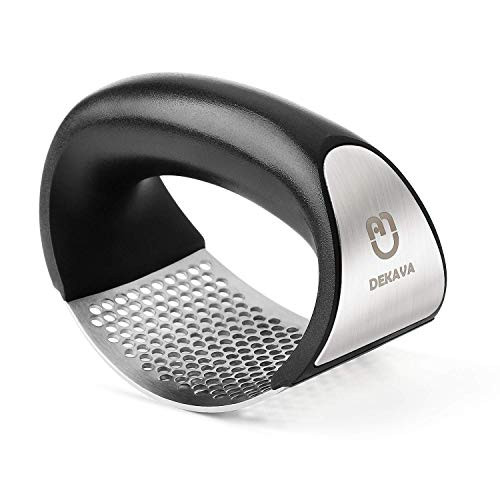 Stainless Steel Garlic Press Rocker Garlic Crusher Squeezer Slicer Mincer Chopper Kitchen Gadget with Handle