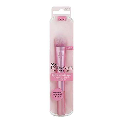 Real Techniques Light Layer Highlighter Makeup Brush  For Cream Plus Powder Hightlighter