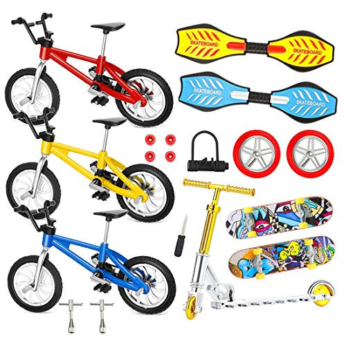 YASHB 18 Pieces Mini Finger Toys Set 