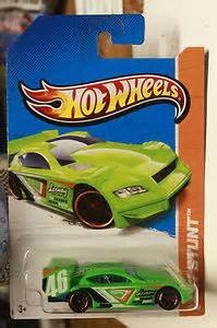 Hot Wheels 2013 HW Stunt 95 250 Time Tracker Green