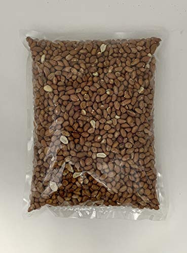 ChefChoice Spanish Peanuts  1 Raw Red Skin Animal Peanuts for Squirrels  Birds  Deer  Pigs and a Wide Variety of Wildlife Bulk Nuts Blue Jays Cardinals Woodpeckers Parrots Doves  4 Pound